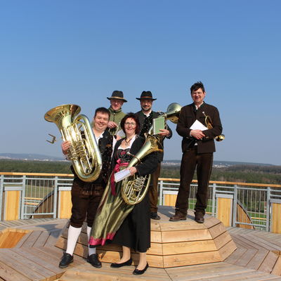 Bild vergrern: Das Oberpfalz-Quintett umrahmte die Feier musikalisch.