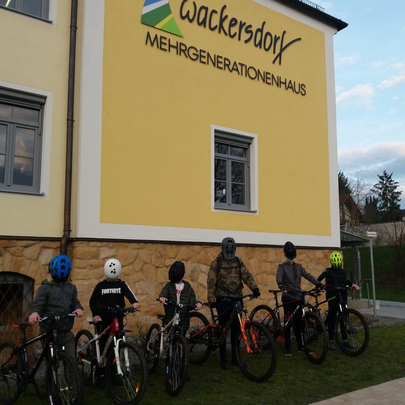 Über Stock und Stein Bike-Workshop des Jugendtreffs (2)